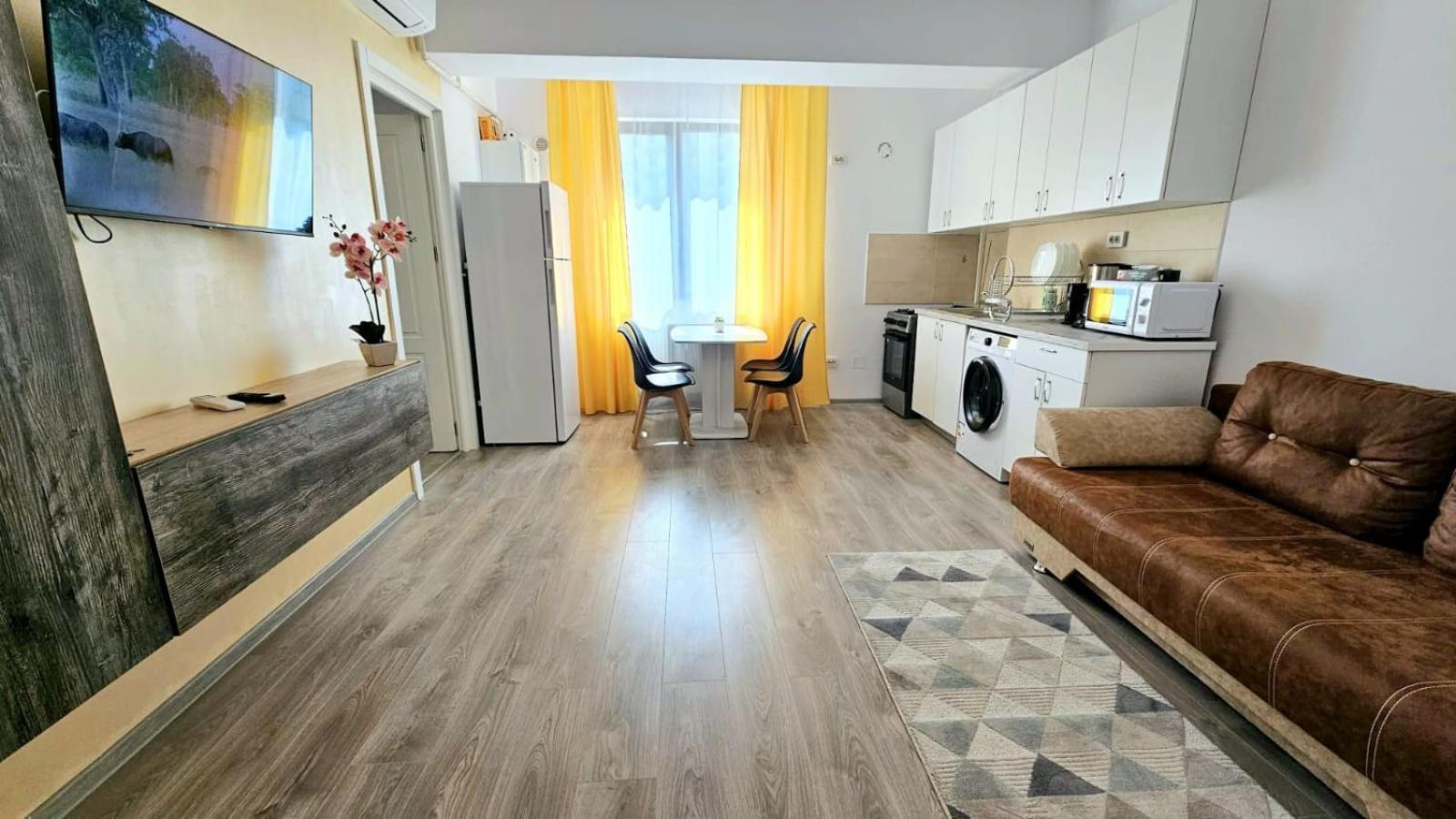 Evelyn Modern Apartment Near Palas Яссы Экстерьер фото
